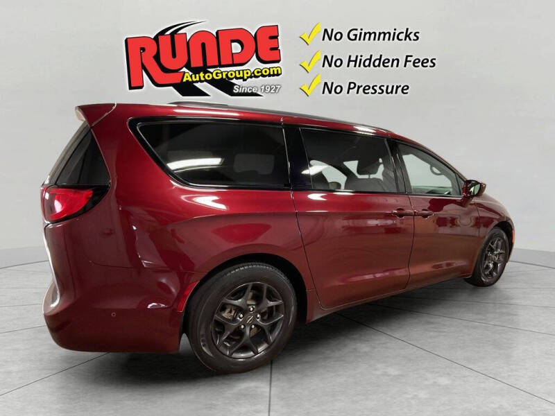 2019 Chrysler Pacifica Touring L