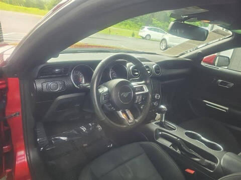 2020 Ford Mustang EcoBoost