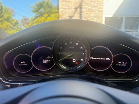 2022 Porsche Panamera 4S E-Hybrid