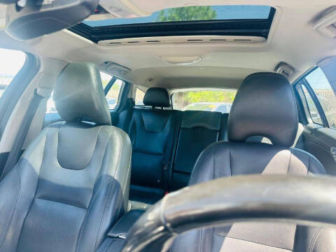 2017 Volvo V60 T5 Premier