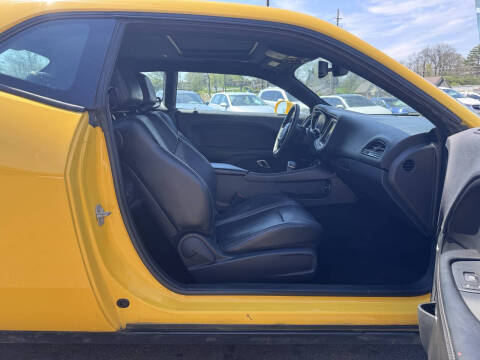 2017 Dodge Challenger SXT