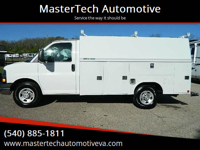 2015 Chevrolet Express for sale at MasterTech Automotive in Staunton VA
