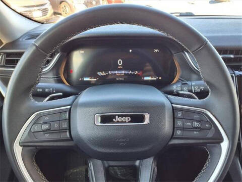 2023 Jeep Grand Cherokee L Laredo