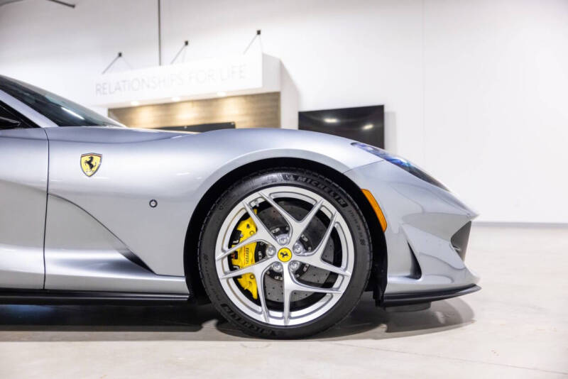 2019 Ferrari 812 Superfast