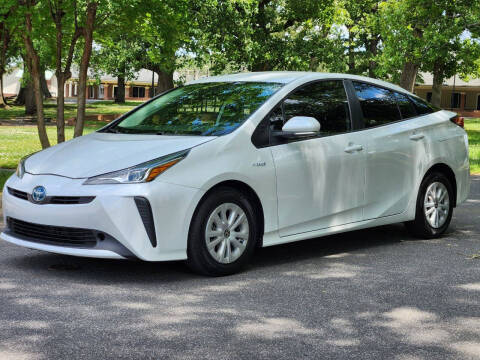2022 Toyota Prius LE