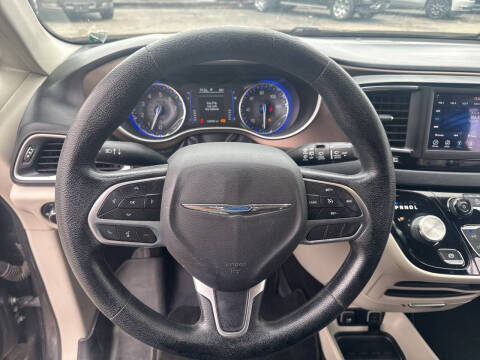 2020 Chrysler Voyager LXi