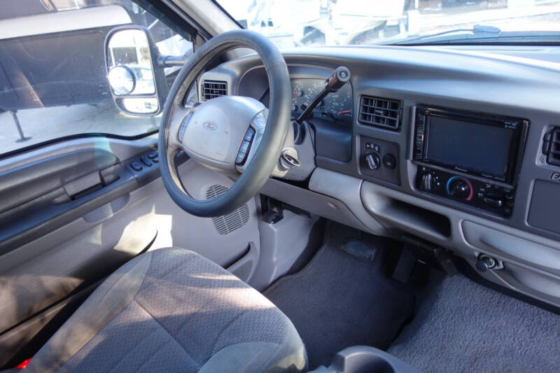 2000 Ford Excursion XLT