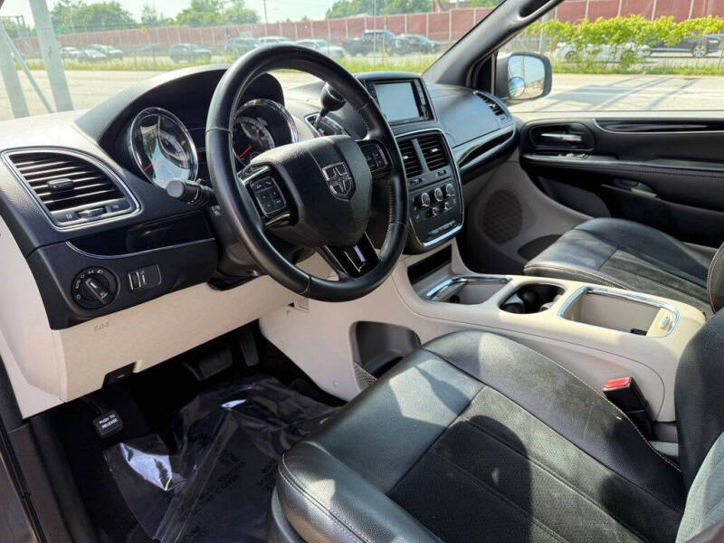 2017 Dodge Grand Caravan SXT