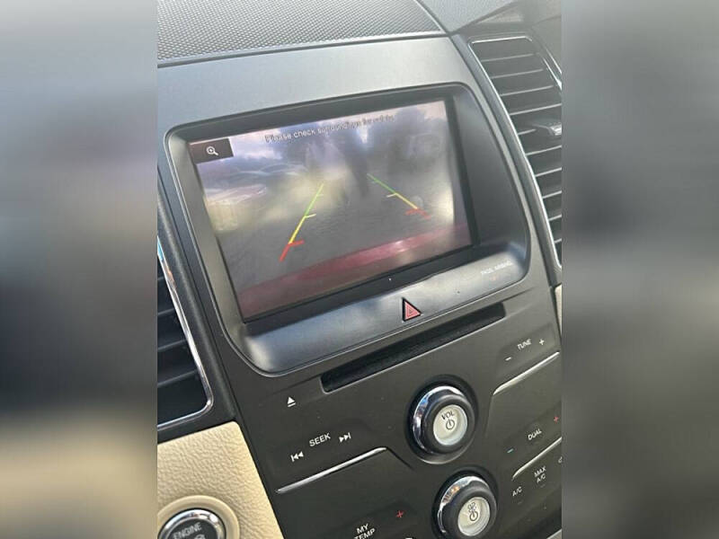 2013 Ford Taurus SEL