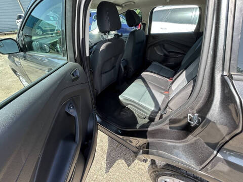 2017 Ford Escape S