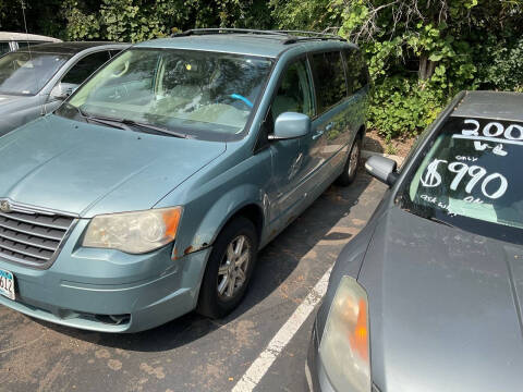 2008 Chrysler Town and Country for sale at Continental Auto Sales in Ramsey MN