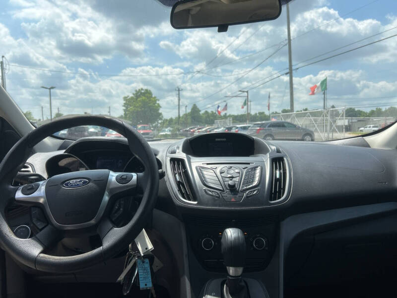 2014 Ford Escape S