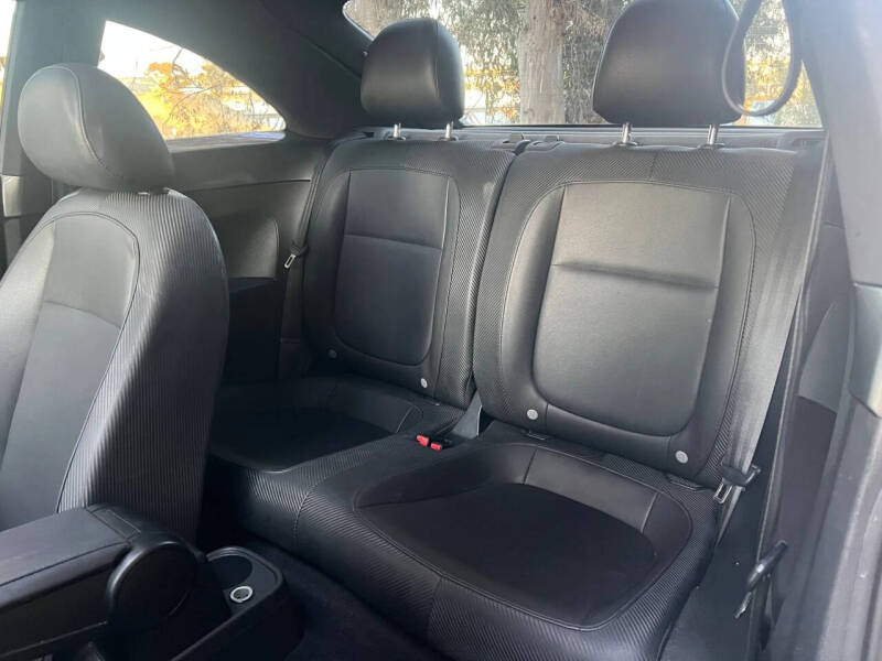 2012 Volkswagen Beetle