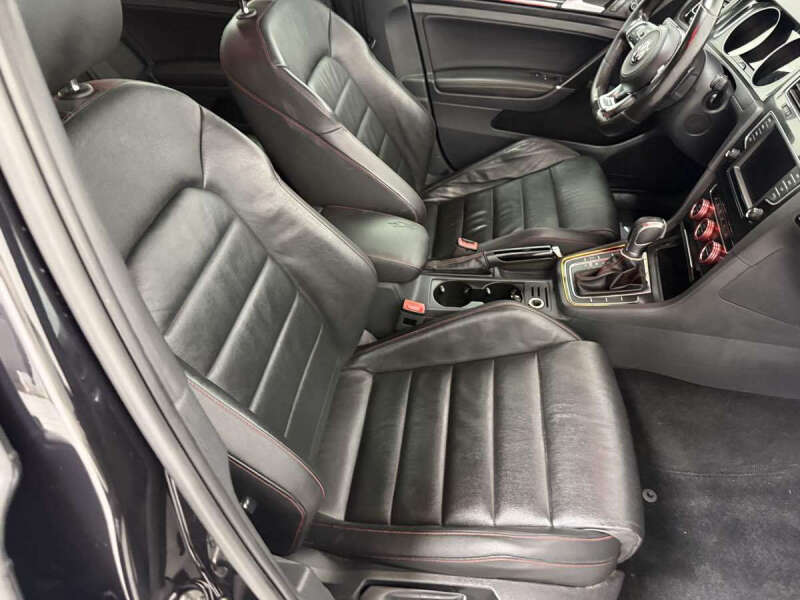 2017 Volkswagen Golf GTI