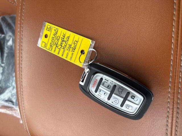 2025 Chrysler Pacifica Pinnacle