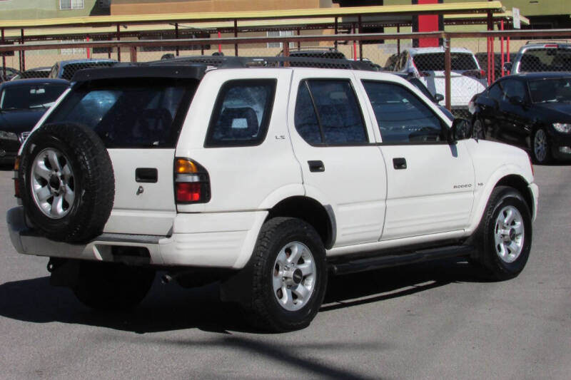 1999 Isuzu Rodeo LS