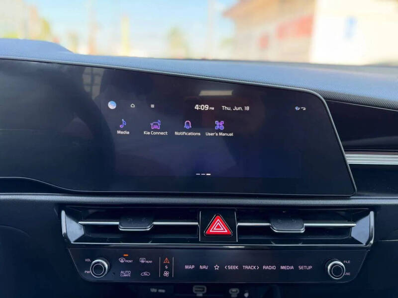 2023 Kia Niro