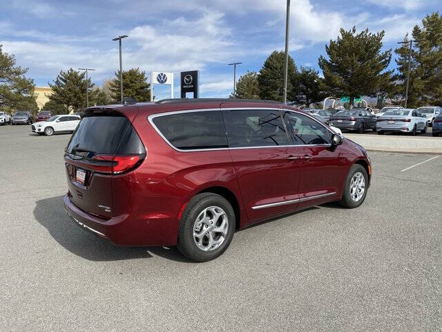 2023 Chrysler Pacifica Limited