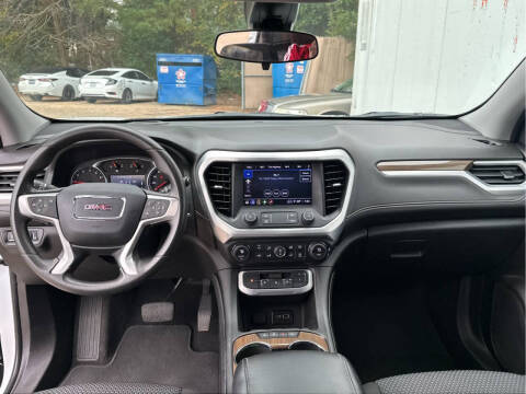 2023 GMC Acadia SLE