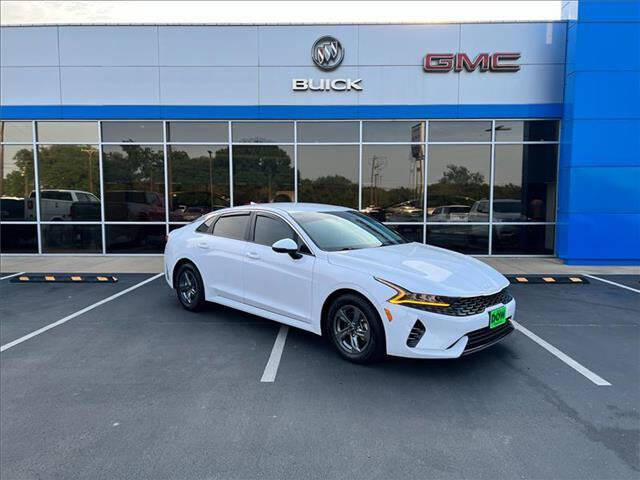 2022 Kia K5 LXS's photo