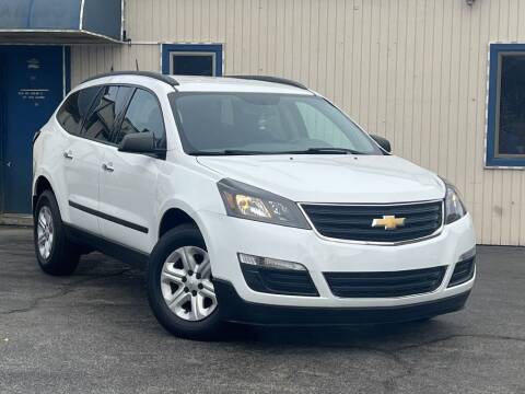 2017 Chevrolet Traverse for sale at Dynamics Auto Sale in Highland IN