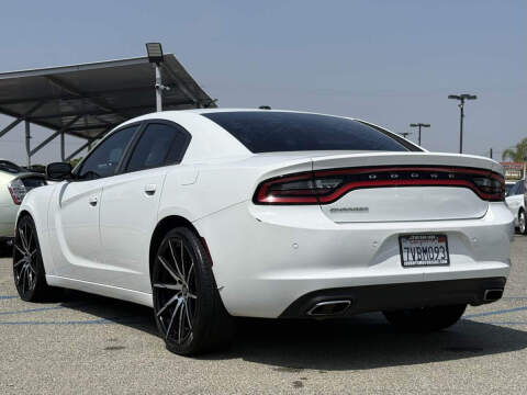 2015 Dodge Charger SE