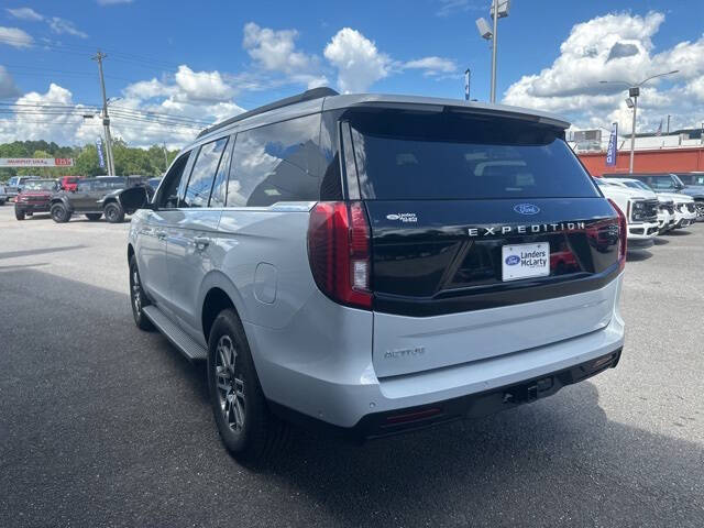 2025 Ford Expedition Active