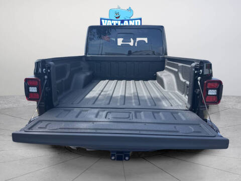2026 Jeep Gladiator Shadow Ops