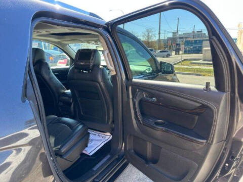 2014 GMC Acadia Denali