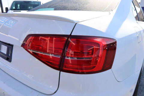 2017 Volkswagen Jetta 2.0T GLI