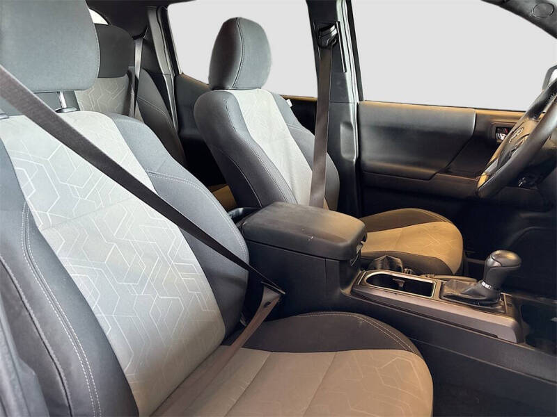 2023 Toyota Tacoma TRD Off-Road