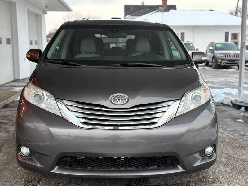 2013 Toyota Sienna Limited 7-Passenger