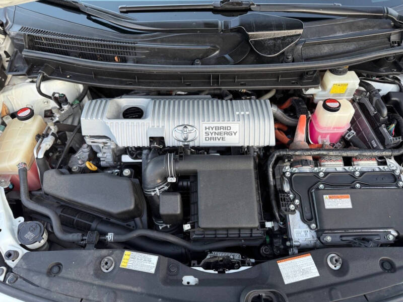 2015 Toyota Prius Four