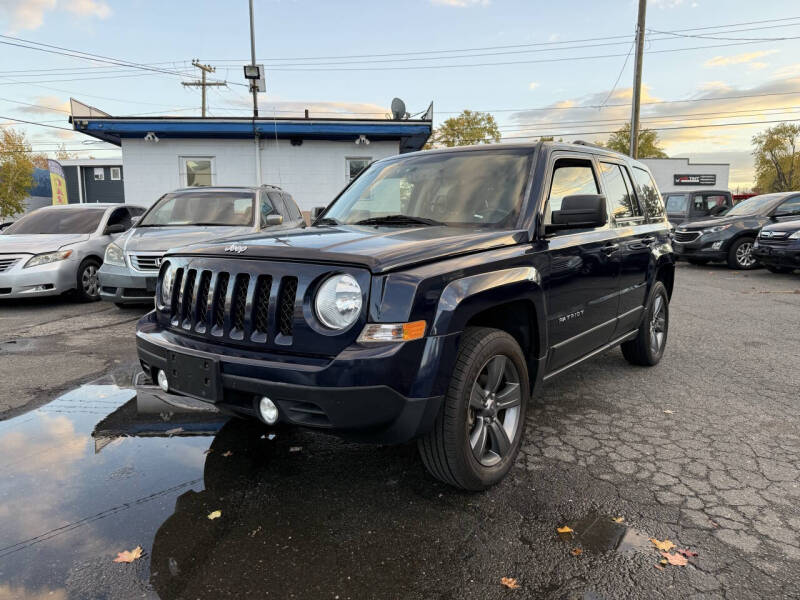 2015 Jeep Patriot Latitude's photo