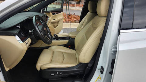 2017 Cadillac XT5 Premium Luxury