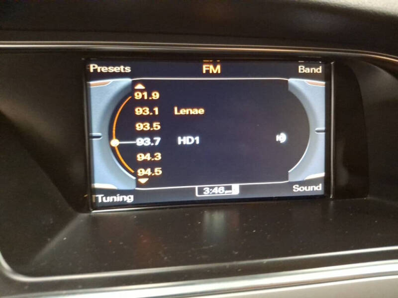 2011 Audi A5 2.0T quattro Premium Plus