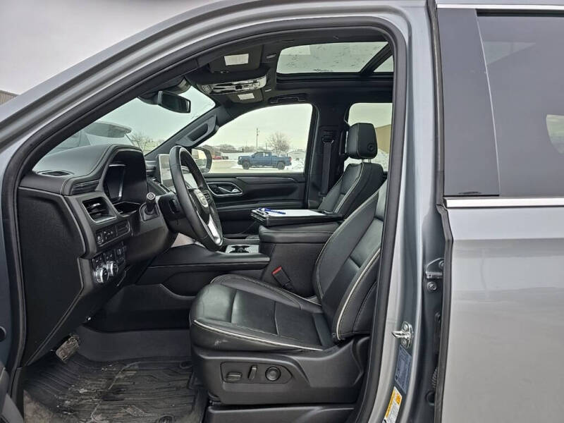 2024 GMC Yukon XL SLT