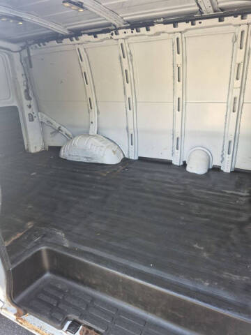 2017 Chevrolet Express 2500