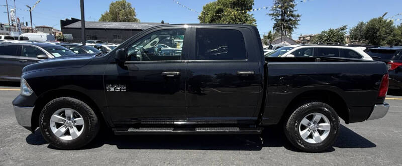 2017 RAM 1500 Express