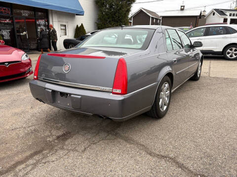 2007 Cadillac DTS Luxury II