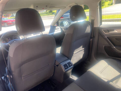 2016 Volkswagen Golf TSI S