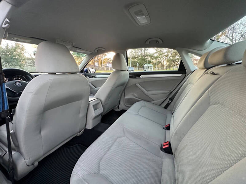 2016 Volkswagen Passat 1.8T S