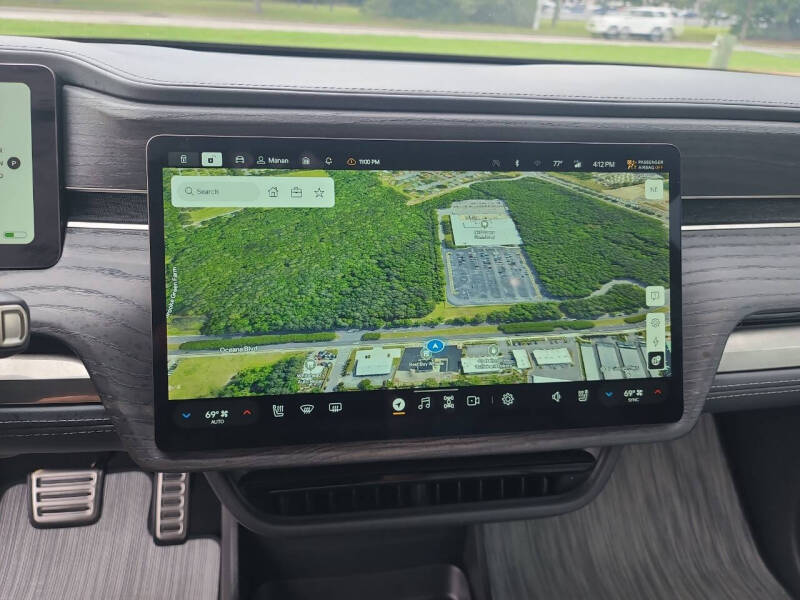 2023 Rivian R1S Launch Edition