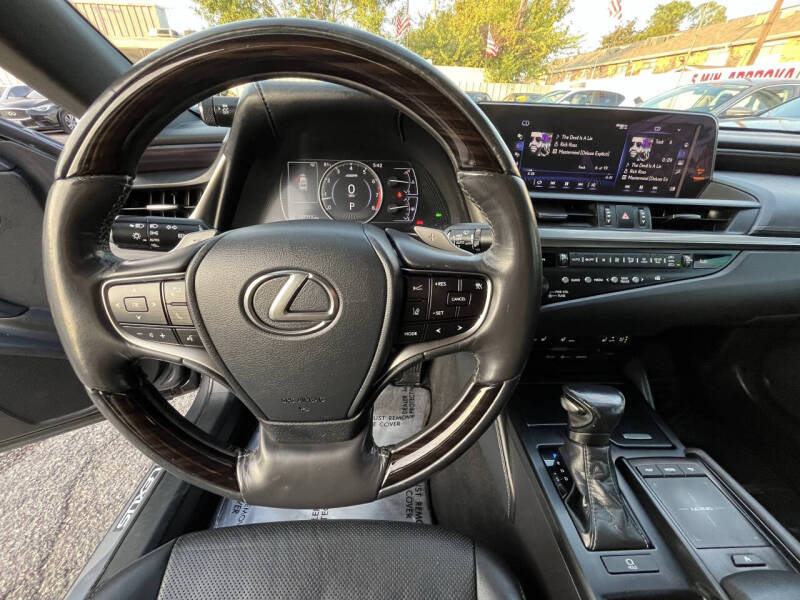 2019 Lexus ES 350