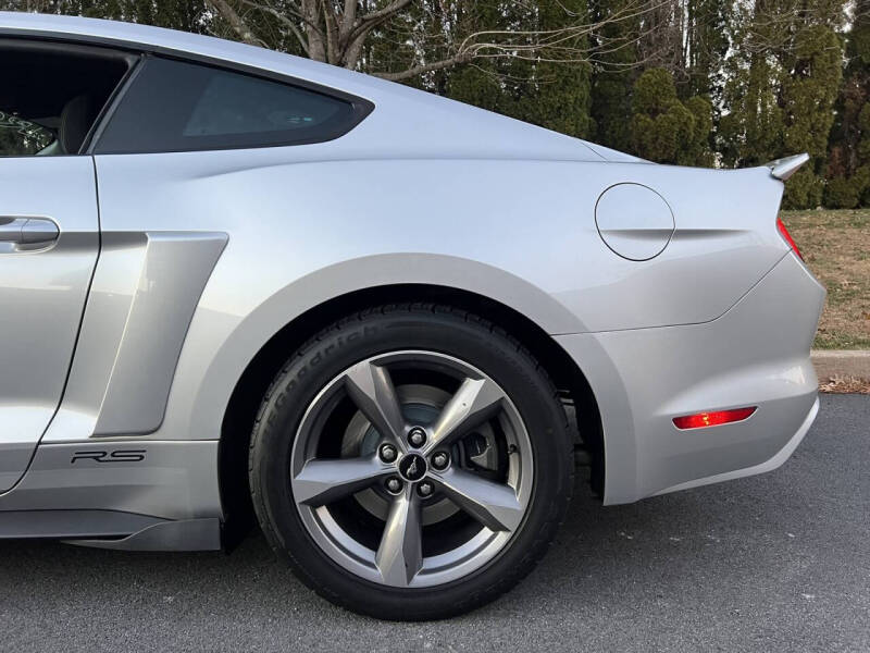 2015 Ford Mustang V6