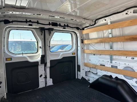 2025 Ford Transit