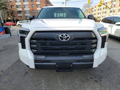 2022 Toyota Tundra for sale at OFIER AUTO SALES in Freeport NY