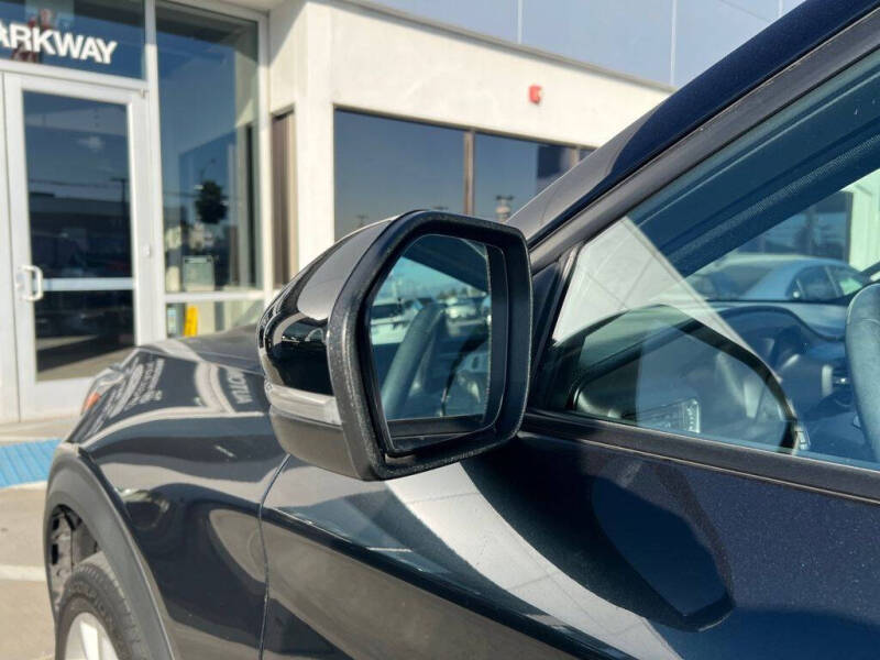 2023 Ford Explorer Hybrid Platinum