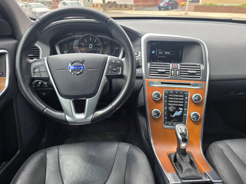 2017 Volvo XC60 T6 Inscription