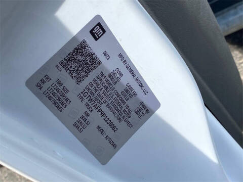 2023 GMC Savana 2500